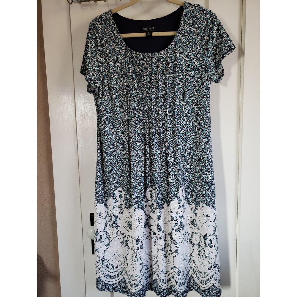 PERCEPTIONS NEW YORK WOMEN PLEATED FRONT leaves print DRESS medium